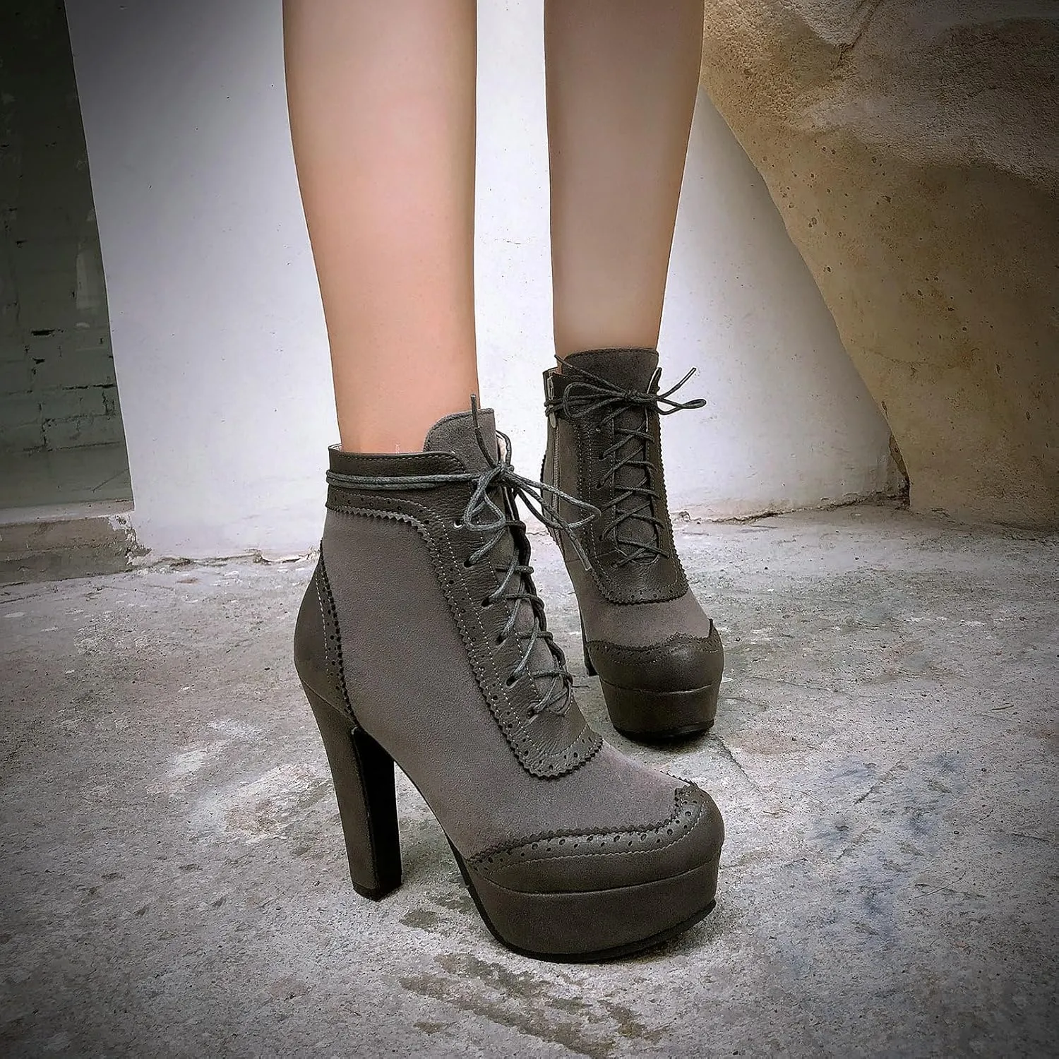 KiutSymo Womens Ankle Boots Platform Lace Up Heel Boots Gothic Punk Combat Boots Round Toe Chunky High Heel Booties Side Zipper Fall Short Boots