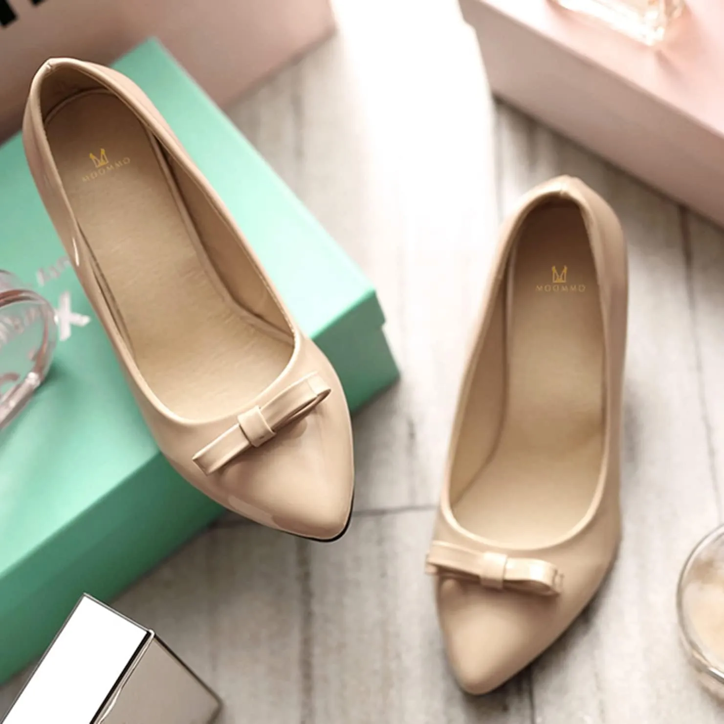 MOOMMO Sexy Pointed Toe Stiletto Heels Bow for Women Slip On Patent Leather Pumps Bow Knot Cute 3 Inch Mid Heel Dress Shoes Wedding Bridal Evening Party Stilettos Sandals Comfort Chic 4-11 M US