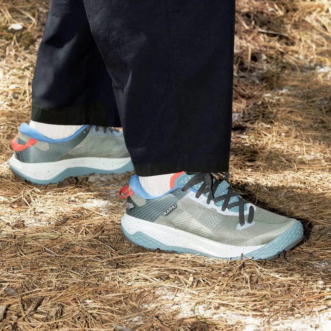 WOMEN'S IKONI TRAIL 1.0 WR - OIL GREEN / MINERAL BLUE